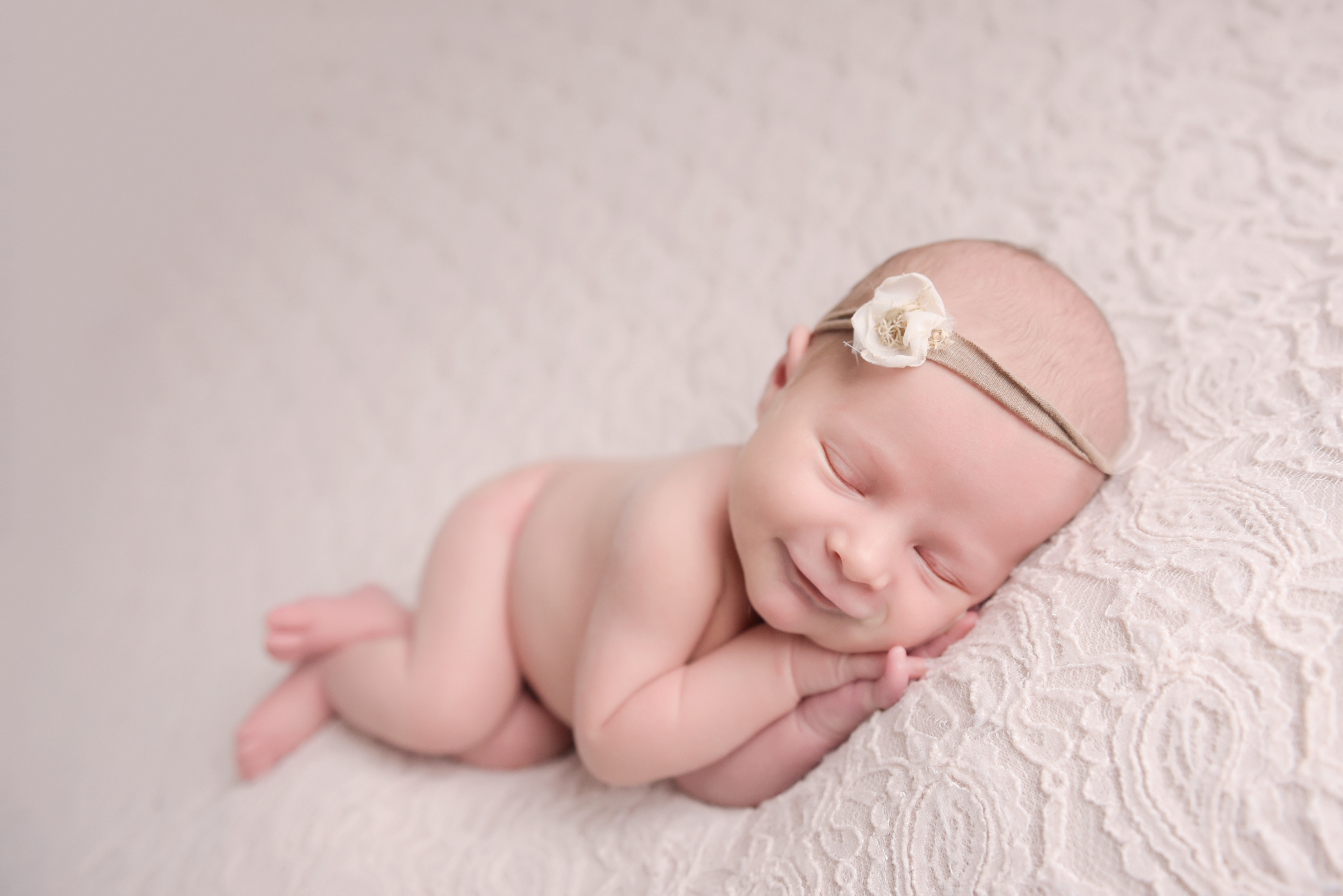 newborn-studio-portraits-in-baton-rouge-01