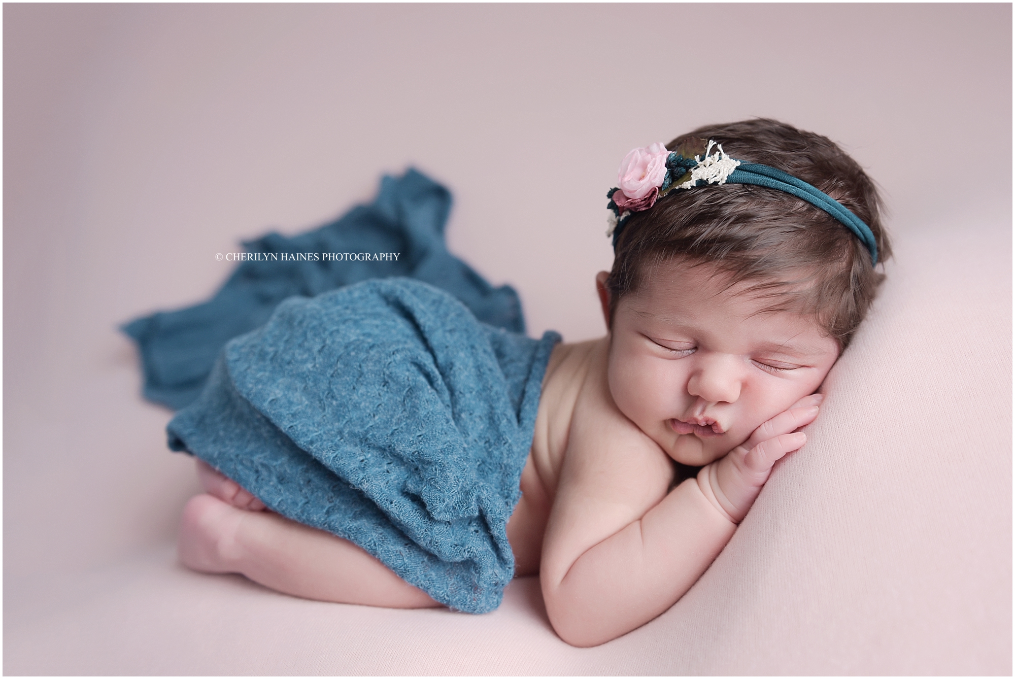 Naomi: 24 Days Old | Denham Springs, LA Newborn Photographer Sneak Peek