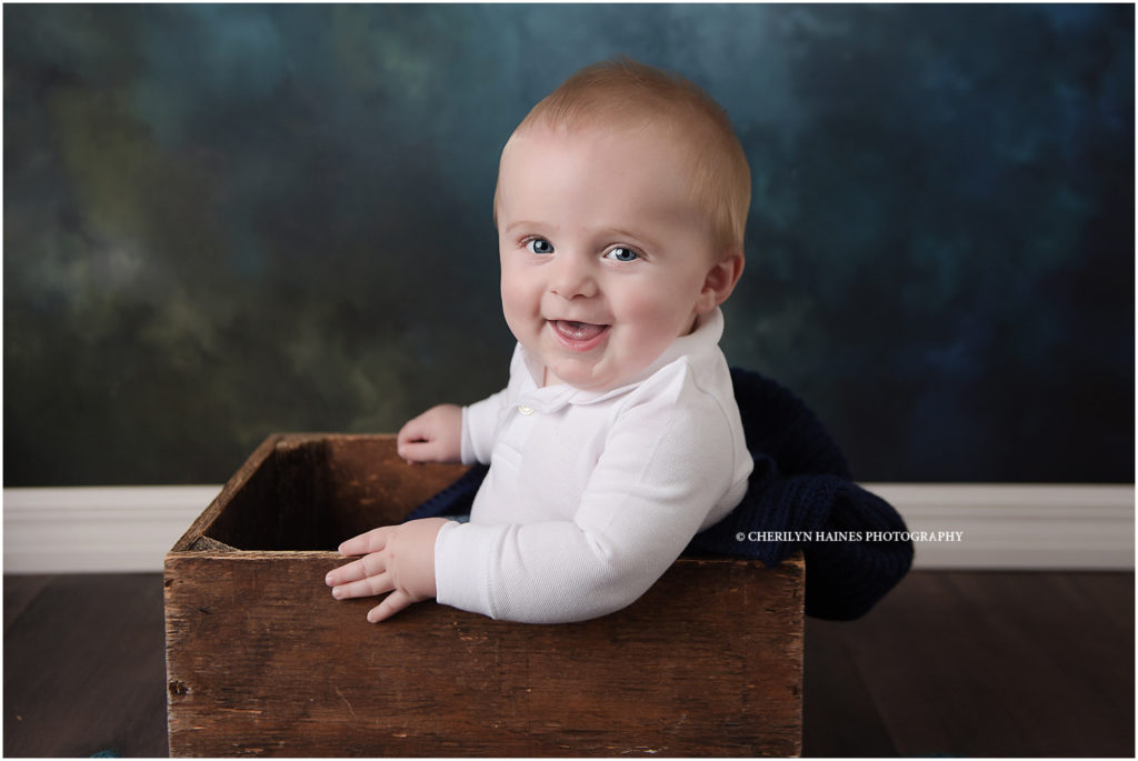 6 month old portrait of baby boy in Baton Rouge, Louisiana photographed by Cherilyn Haines Photography