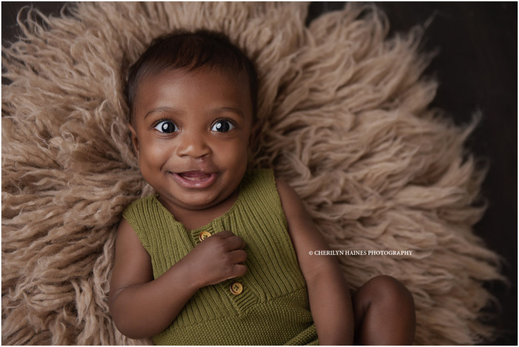 6 month old baby boy photographed by cherilyn haines photography in baton rouge, louisiana