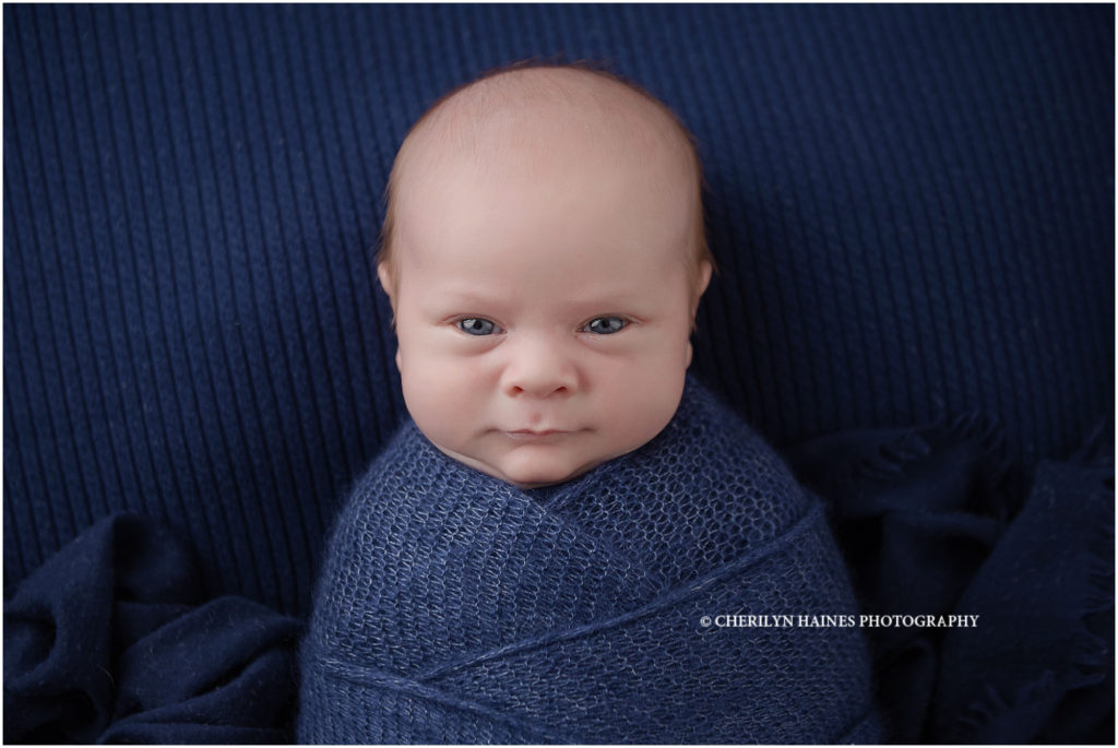 5 week old newborn baby boy photographed by cherilyn haines photography in baton rouge, louisiana