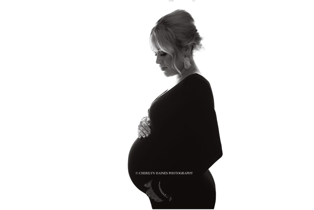 backlit maternity portraits by cherilyn haines photography