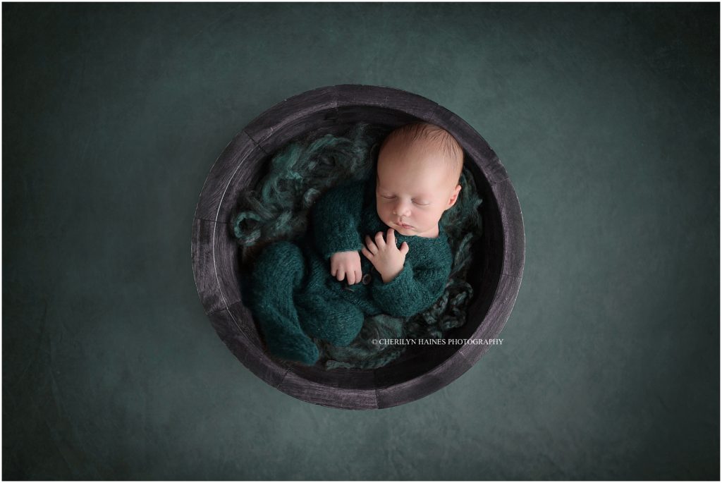 emerald green themed newborn session in new orleans, louisiana