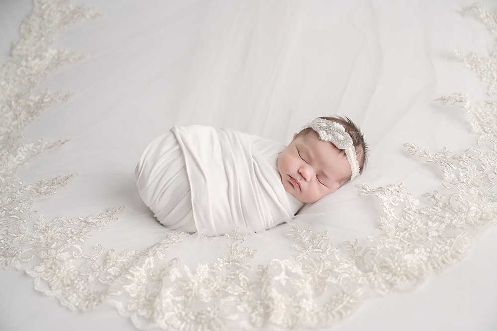Eliana: 8 Days Old | Baton Rouge, Louisiana Newborn and Baby Photographer