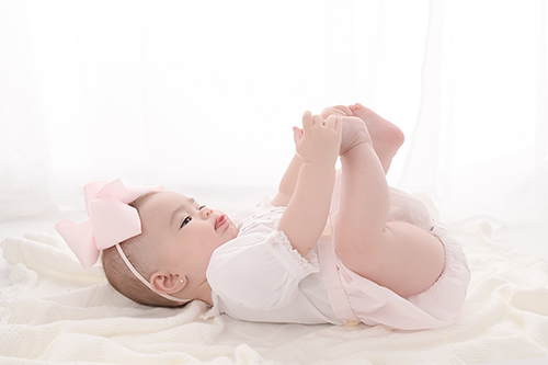 back-lit-baby-portraits-with-cherilyn-haines-photography