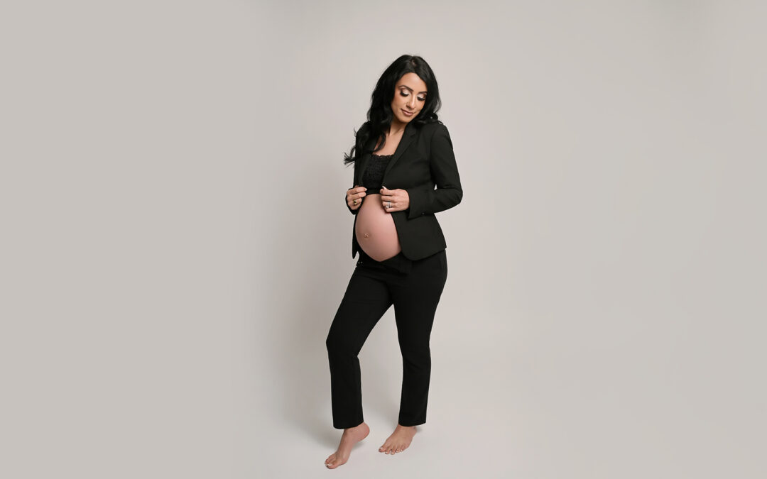 Farah | Baton Rouge, LA Studio Maternity Session